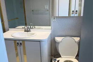 575 Rica Ln, Woodmere, NY 11598 - Photo 11