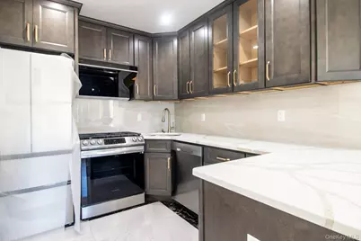 924 129th Street, College Point, NY 11356 - Photo 5