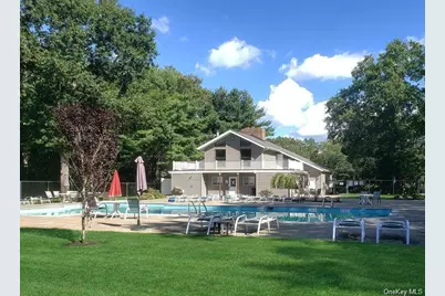 189 Haddon Hollow Court, Middle Island, NY 11953 - Photo 25