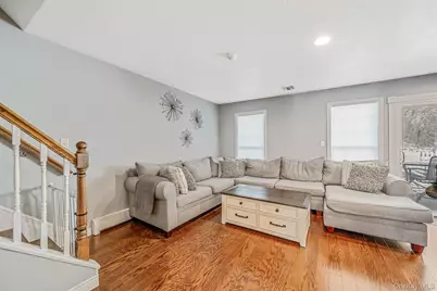 189 Haddon Hollow Court, Middle Island, NY 11953 - Photo 5