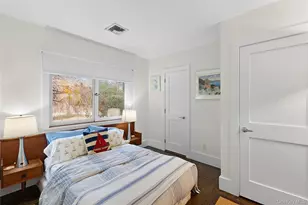 68 Three Mi Hbr Hog Crk Hwy, East Hampton, NY 11937 - Photo 9