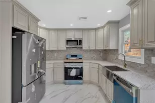 321 Smith Rd, Shirley, NY 11967 - Photo 13