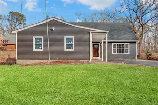 321 Smith Rd, Shirley, NY 11967 - Photo 5