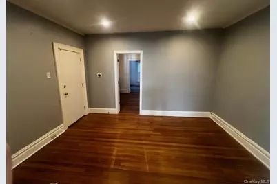 22 Stephenson Boulevard, New Rochelle, NY 10801 - Photo 5