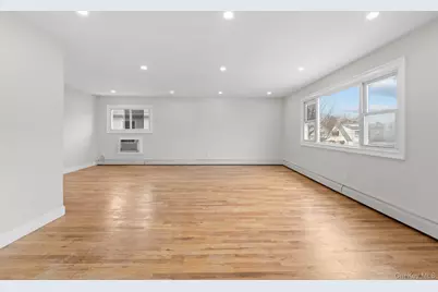 14101 255th Street, Rosedale, NY 11422 - Photo 7