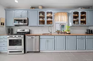 132 Mayflower Ave, New Rochelle, NY 10801 - Photo 3