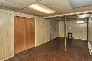 31 Cedar St, Roosevelt, NY 11575 - Photo 23