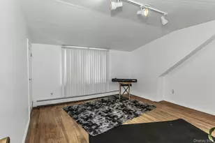 31 Cedar St, Roosevelt, NY 11575 - Photo 21