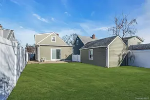 31 Cedar St, Roosevelt, NY 11575 - Photo 29