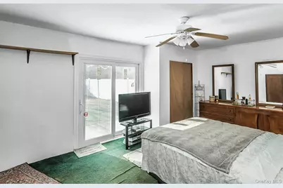 31 Cedar Street, Roosevelt, NY 11575 - Photo 13