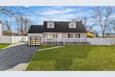 28 Ellen Place, Kings Park, NY 11754 - Photo 1