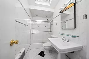 28 Ellen Pl, Kings Park, NY 11754 - Photo 19