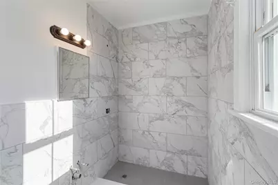 226 Glen Cove Avenue #2, Glen Cove, NY 11542 - Photo 5