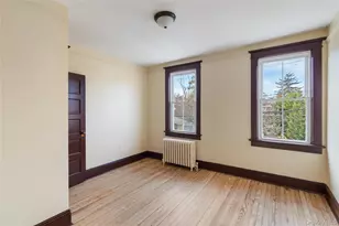 226 Glen Cove Ave, Glen Cove, NY 11542 - Photo 7