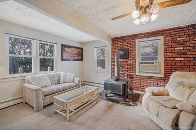 15 Beatrice Drive, Shirley, NY 11967 - Photo 9