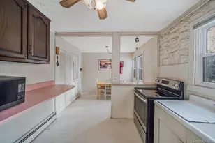 15 Beatrice Dr, Shirley, NY 11967 - Photo 11