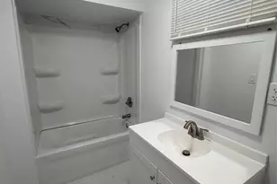 516 Morris Park Ave, Bronx, NY 10460 - Photo 5