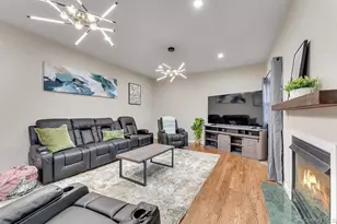 33 E Potter Ln NE, Huntington, NY 11743 - Photo 7