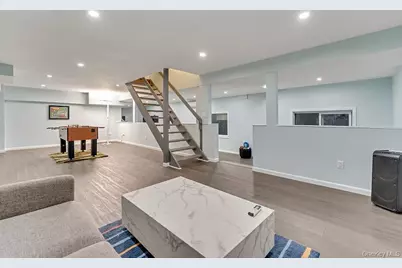 33 E Potter Lane NE, Huntington, NY 11743 - Photo 19