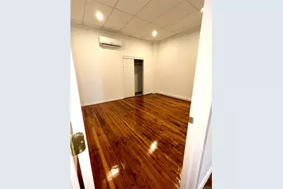 48 West Main Street, Riverhead, NY 11901 - Photo 9