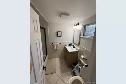 33 Chestnut Street, Pearl River, NY 10965 - Photo 5