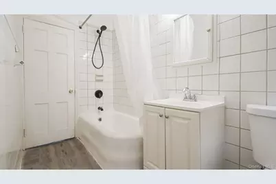 252 S 10th Avenue #2R, Mount Vernon, NY 10550 - Photo 9