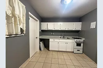 2804 Eagle Avenue, Medford, NY 11763 - Photo 9