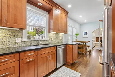 148 Chelsea Street, Hawthorne, NY 10532 - Photo 21