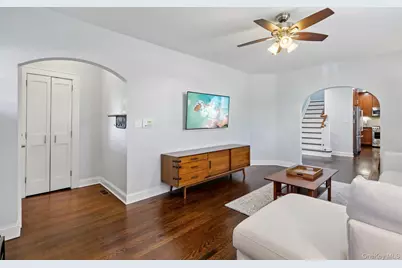 148 Chelsea Street, Hawthorne, NY 10532 - Photo 7