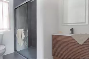 15 Phillips St, Middletown, NY 10940 - Photo 17