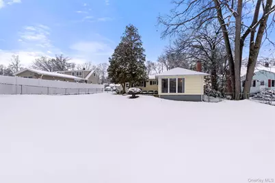 258 Holt Drive, Pearl River, NY 10965 - Photo 31