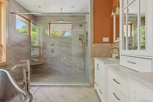 516 Asharoken Ave, Northport, NY 11768 - Photo 27