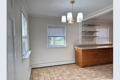 129 Spring Lane, Levittown, NY 11756 - Photo 11