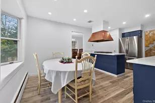 4 Penn Ct, Dix Hills, NY 11746 - Photo 15