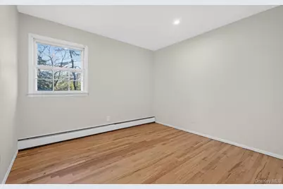 4 Penn Court, Dix Hills, NY 11746 - Photo 39