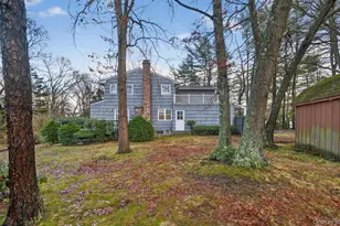 4 Penn Ct, Dix Hills, NY 11746 - Photo 47