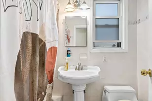 27-28 Humphreys St, East Elmhurst, NY 11369 - Photo 23