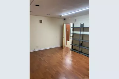 79-09 Metropolitan Avenue, Middle Village, NY 11379 - Photo 11
