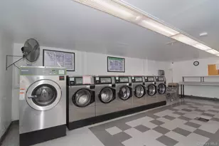 1085 Warburton, Yonkers, NY 10701 - Photo 21