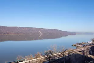 1085 Warburton, Yonkers, NY 10701 - Photo 19