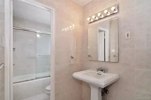 1085 Warburton, Yonkers, NY 10701 - Photo 15