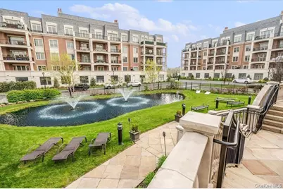 3000 Royal Court #3308, North Hills, NY 11040 - Photo 21