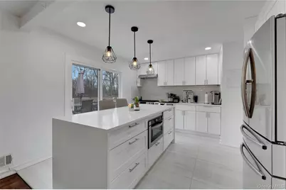 8 Jodi Lane, New City, NY 10956 - Photo 13