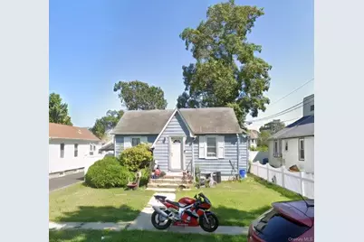 40 Leroy Place, Copiague, NY 11726 - Photo 1