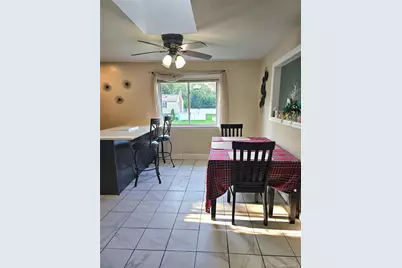 2 Mortell Court, Babylon, NY 11726 - Photo 5