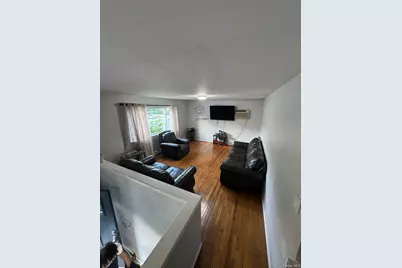 2 Mortell Court, Babylon, NY 11726 - Photo 3