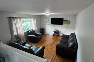 2 Mortell Ct, Babylon, NY 11726 - Photo 3