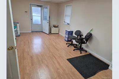 90 Medford Avenue, Patchogue, NY 11772 - Photo 7