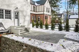 118 Soundview Ave, White Plains, NY 10606 - Photo 45