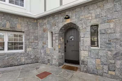 118 Soundview Avenue, White Plains, NY 10606 - Photo 3